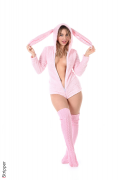 Kirke - Bashful Pink Bunny - 1