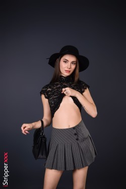 Liz Ocean - Shopping Day - 2